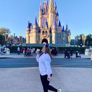 Meet your Posher, Angie